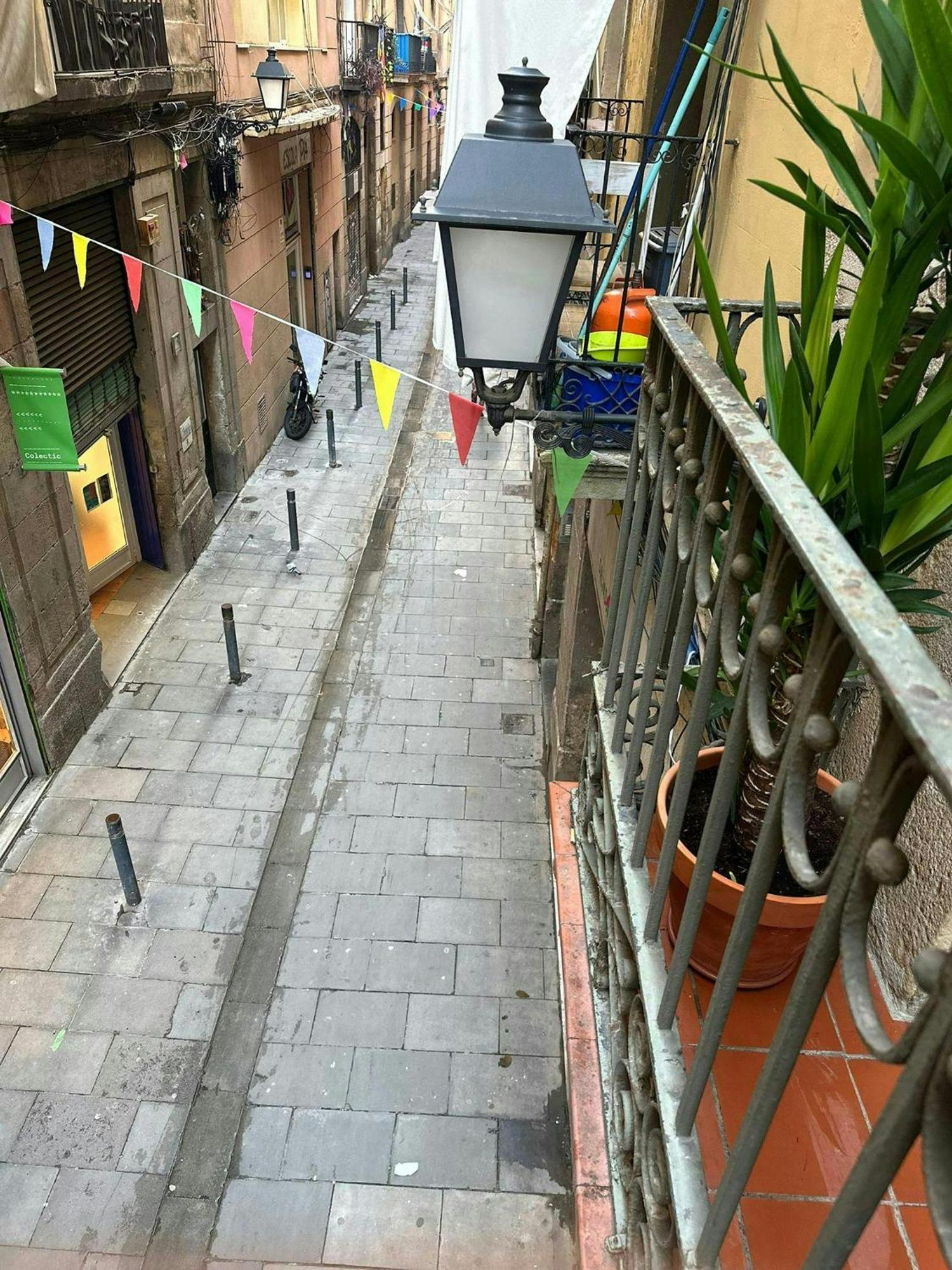 Sant Antoni 3 - Downtown Barcelona. Modern Lägenhet Exteriör bild